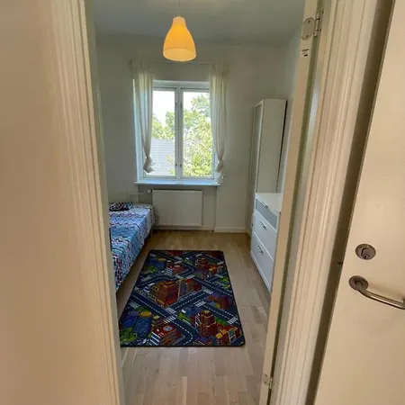 Bright And Spacious * Gentofte